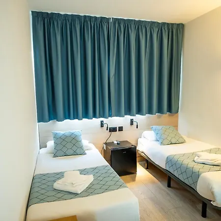 Hotel Day's And 3*