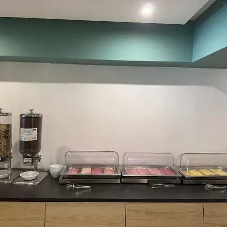 Day's And 酒店 斯利马