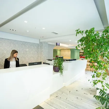 Day's And Otel Sliema