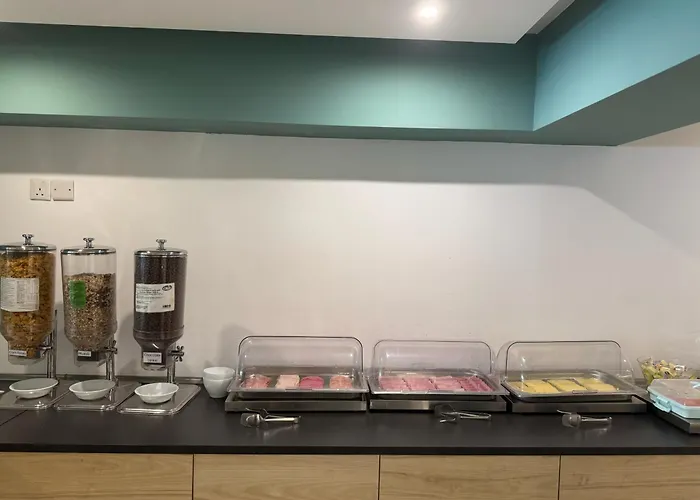 Day's And 호텔 슬리에마