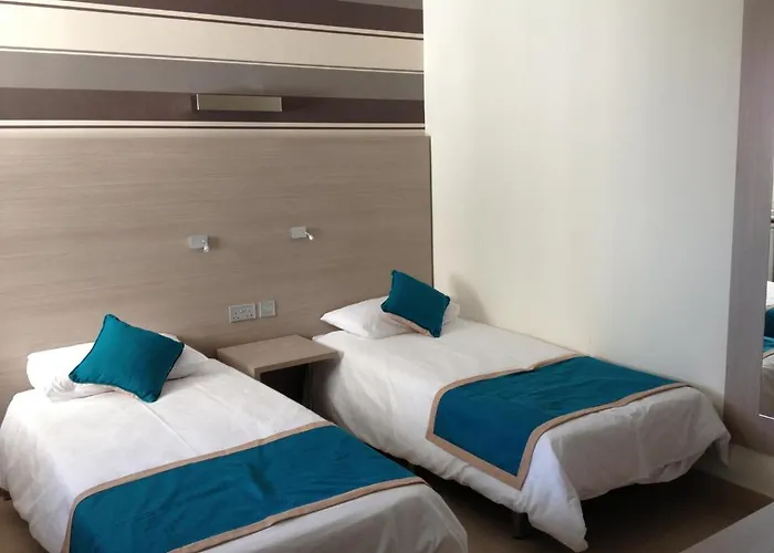 Hotel Day's And Sliema