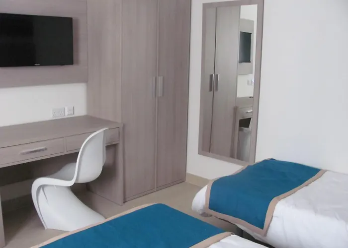 Day's And 3* 슬리에마